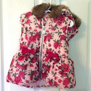 Betsy Johnson 3T Puffer Vest with Faux Fur Hood